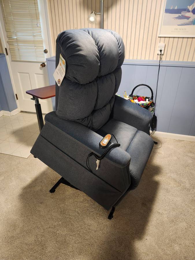 Lift chair/hospital bed COMBO $200each - (Olmsted falls)