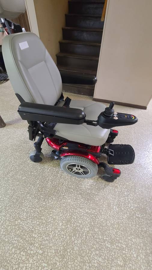 Excellent Pride Jazzy 600 Power Electric Wheelchair