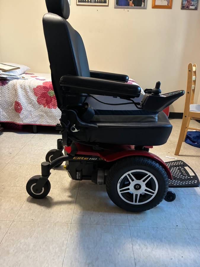 Electric Wheelchair