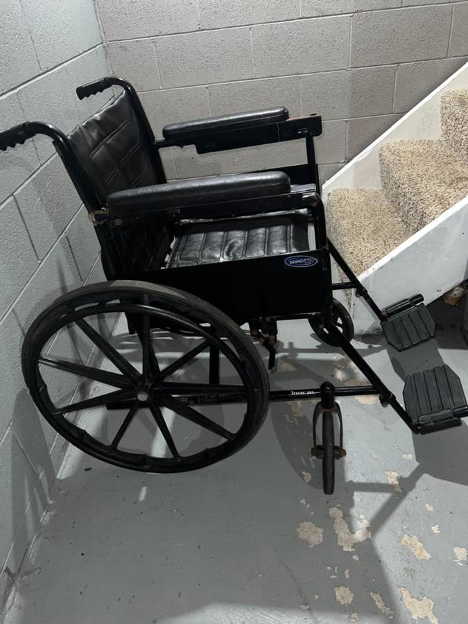 Invacare Tracer EX2 Wheelchair (Complete with Footrests)