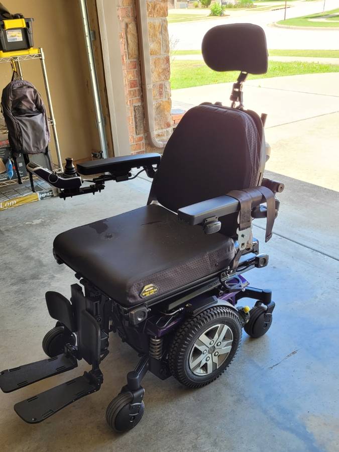 Quantum Edge 2 Electric Mobility Wheelchair With Upgrades