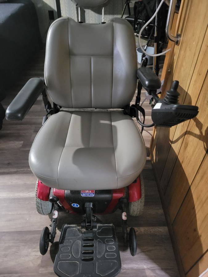 electric wheelchair