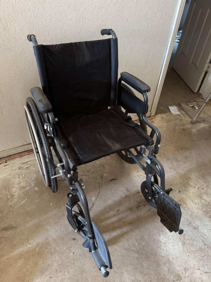 Nice wheelchair in excellent condition. Make offer.