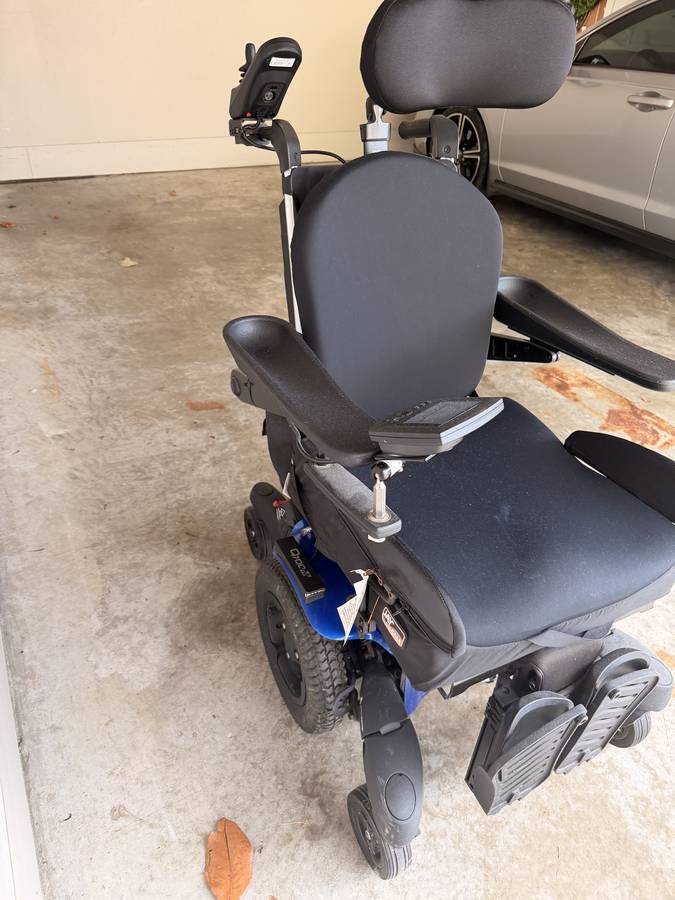 Quickie Sedeo Pro Q700M Power Wheelchair