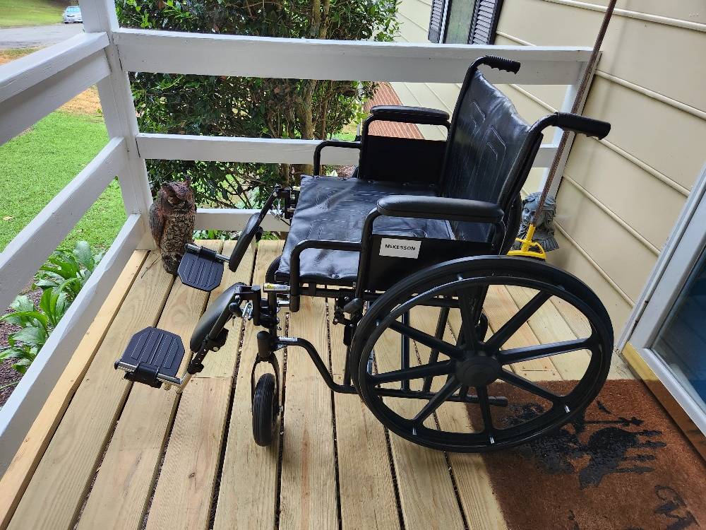 McKesson Extra Wide Bariatric Wheelchair ***Excellent Condition***