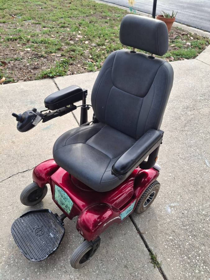 MERITS Power wheelchair