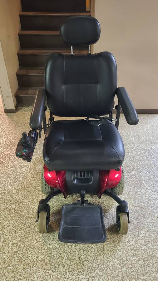 PRONTO M41 POWER WHEELCHAIR