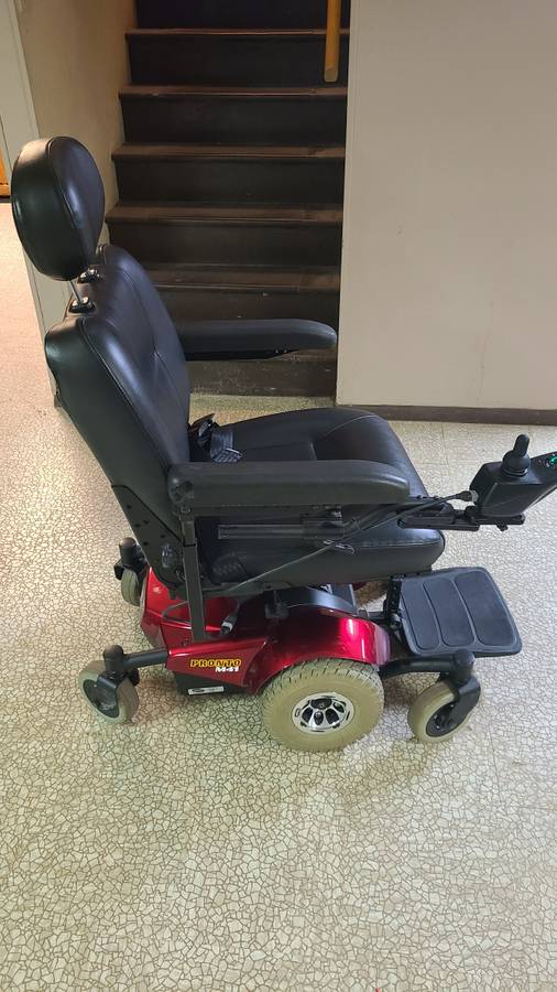 PRONTO M41 POWER WHEELCHAIR