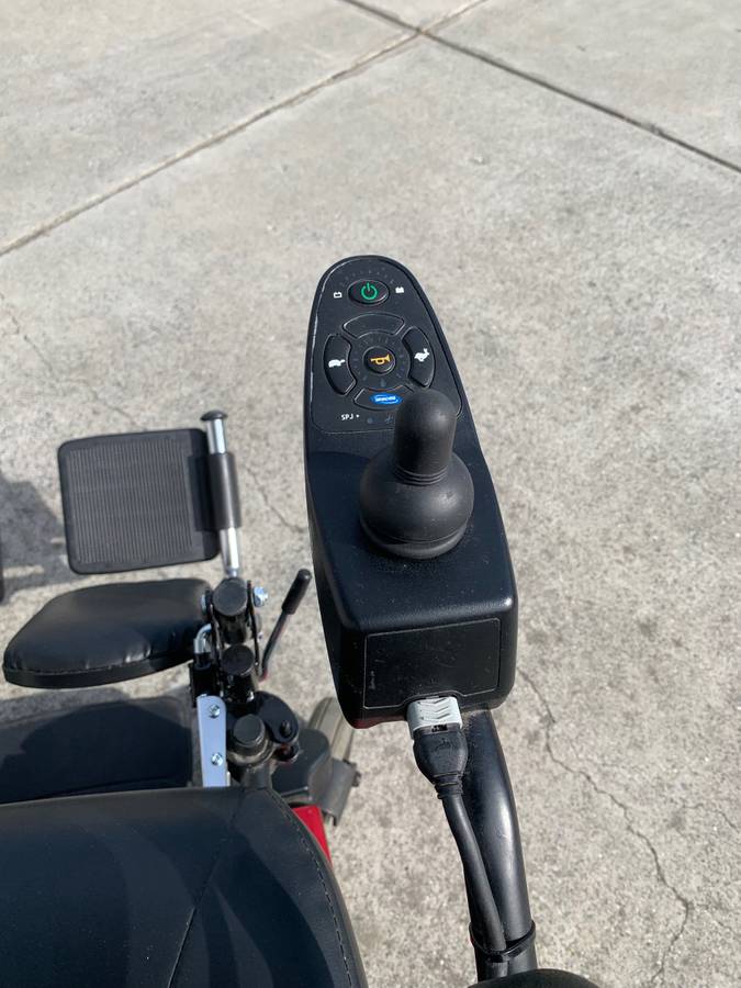 Invacare Pronto M51 Power Wheelchair w/SureStep +new batteries