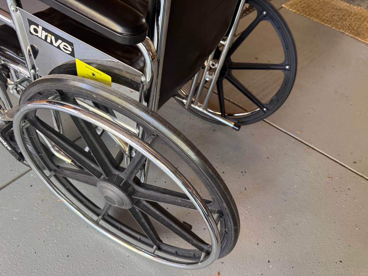 Large folding wheelchair