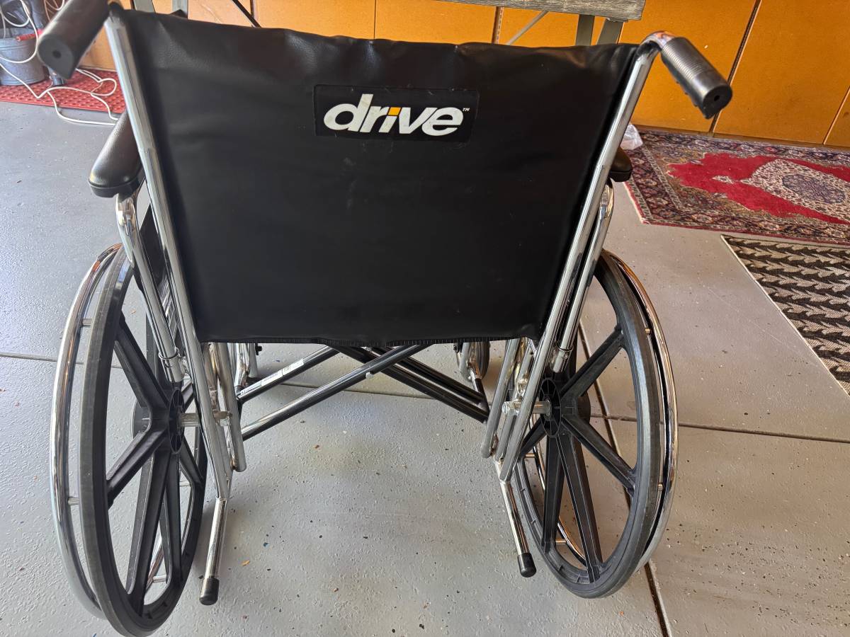 Large folding wheelchair