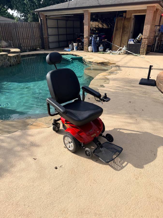 Motorized wheelchair