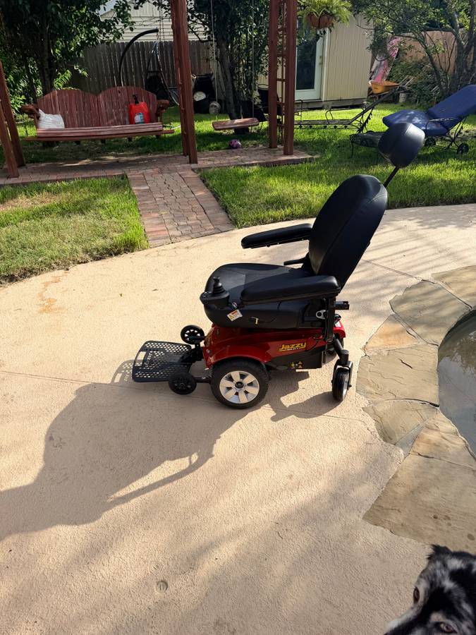 Motorized wheelchair