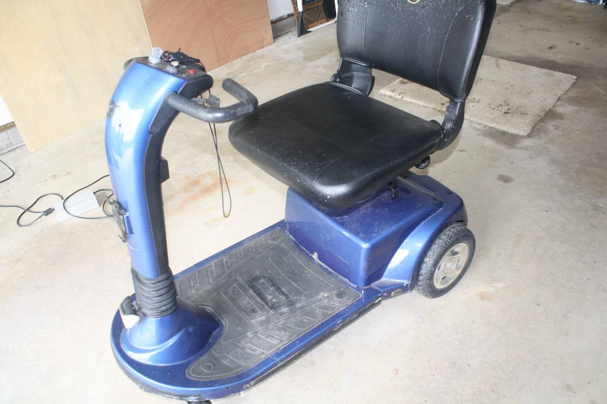 GOLDEN Mobility Scooter