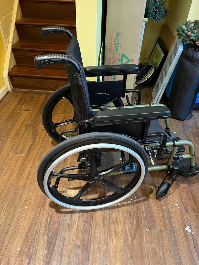 Wheelchair-like new