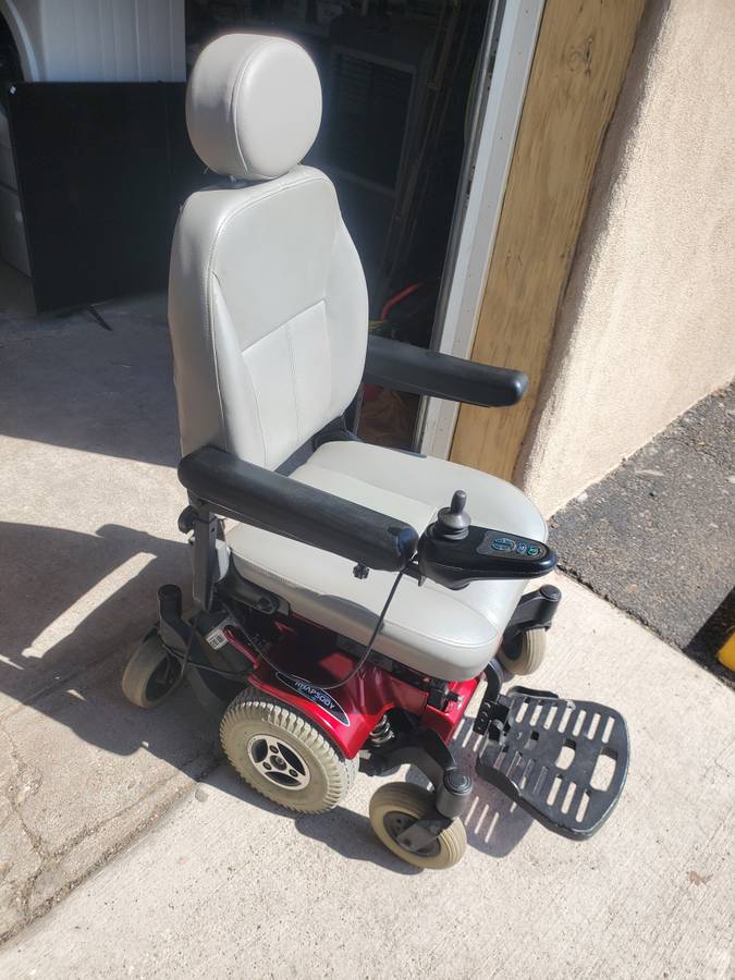 Powered wheelchair