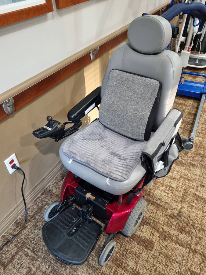 Mobility Scooter for the Elderly -- Heavy Duty