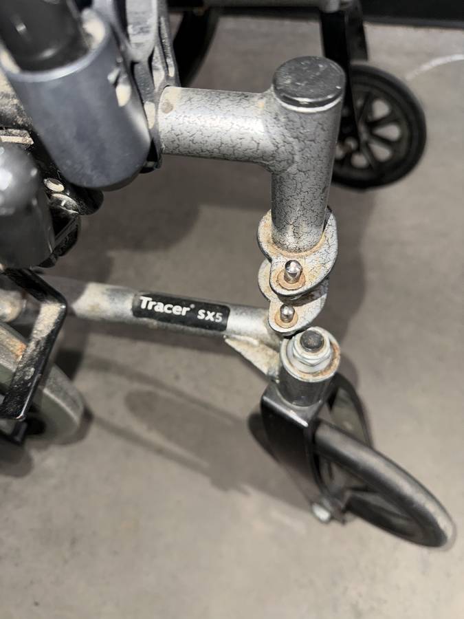 INVACARE WHEELCHAIR