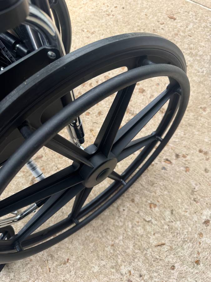 NEW Medline Wheelchair - Excel 2000