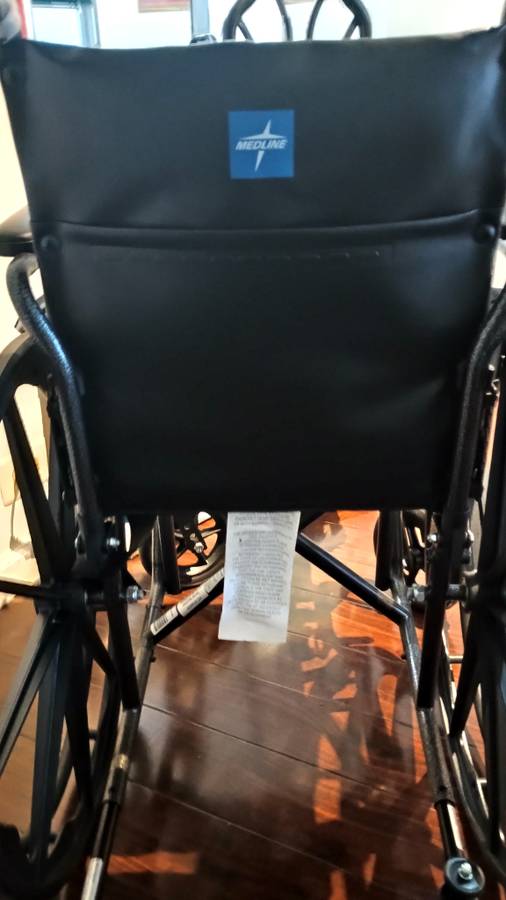 Medline Guardian K1 Folding Manual Wheelchair
