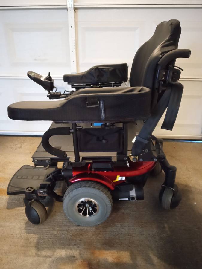 Jazzy J6 Electric Wheelchair