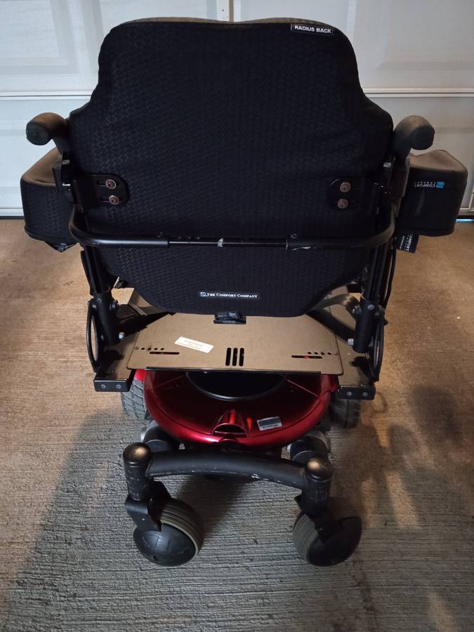 Jazzy J6 Electric Wheelchair