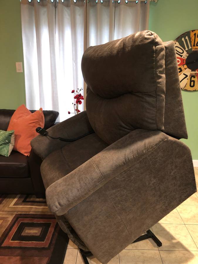 Lazboy Power Lift Recliner