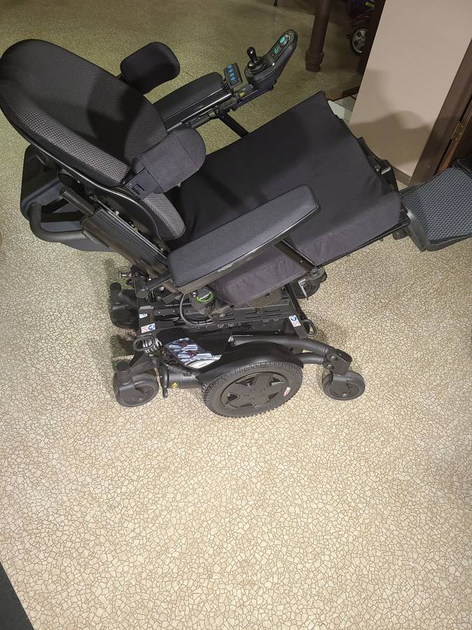 Like New Invacare TDX SP2 Power Wheelchair