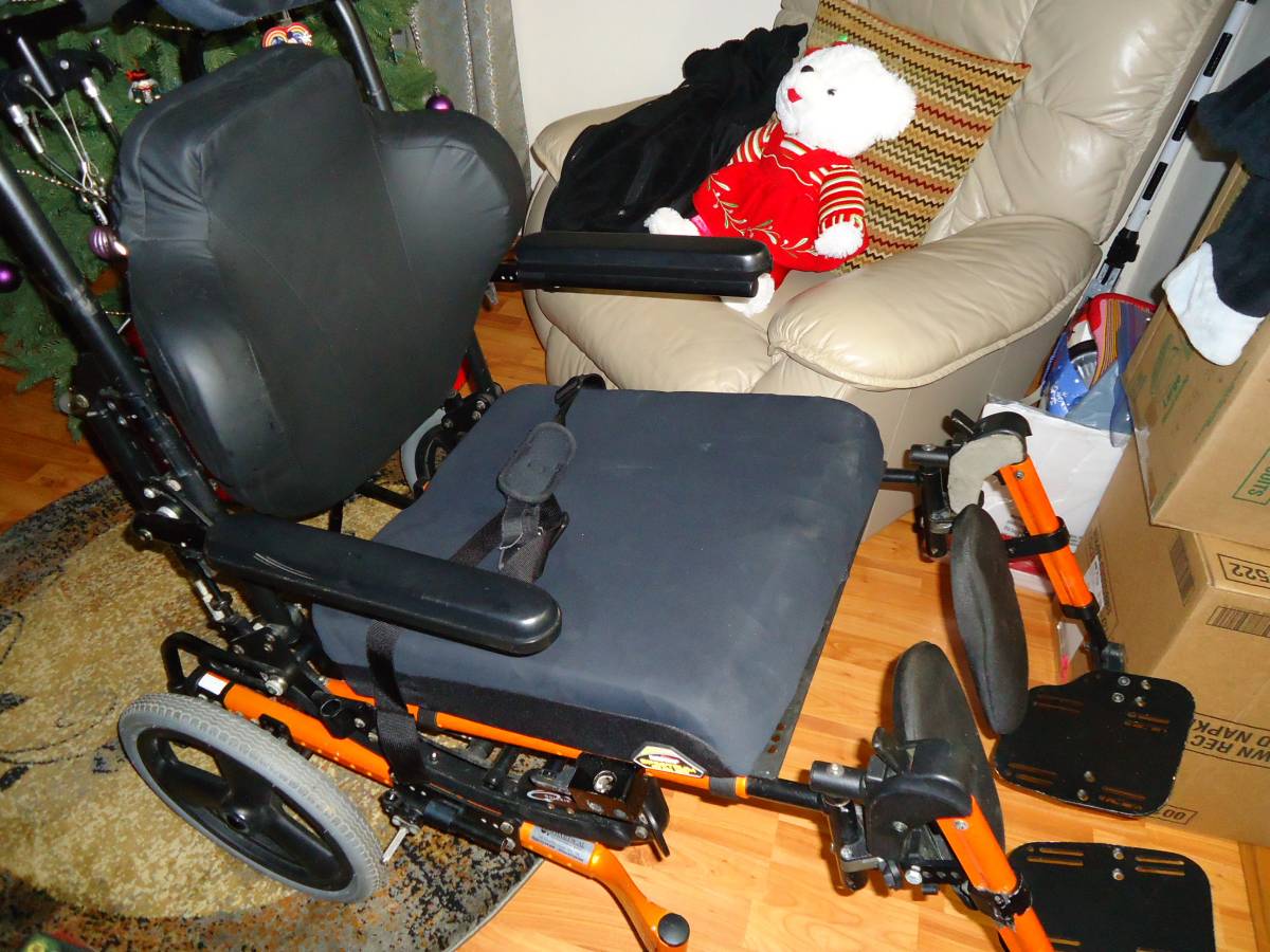 Quickie Irus custom handicap Wheelchair with reclining seat